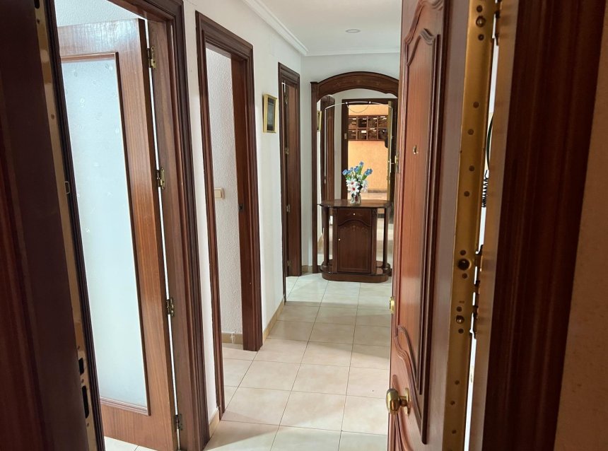 Revente - Apartment -
Torrevieja - Playa del Cura