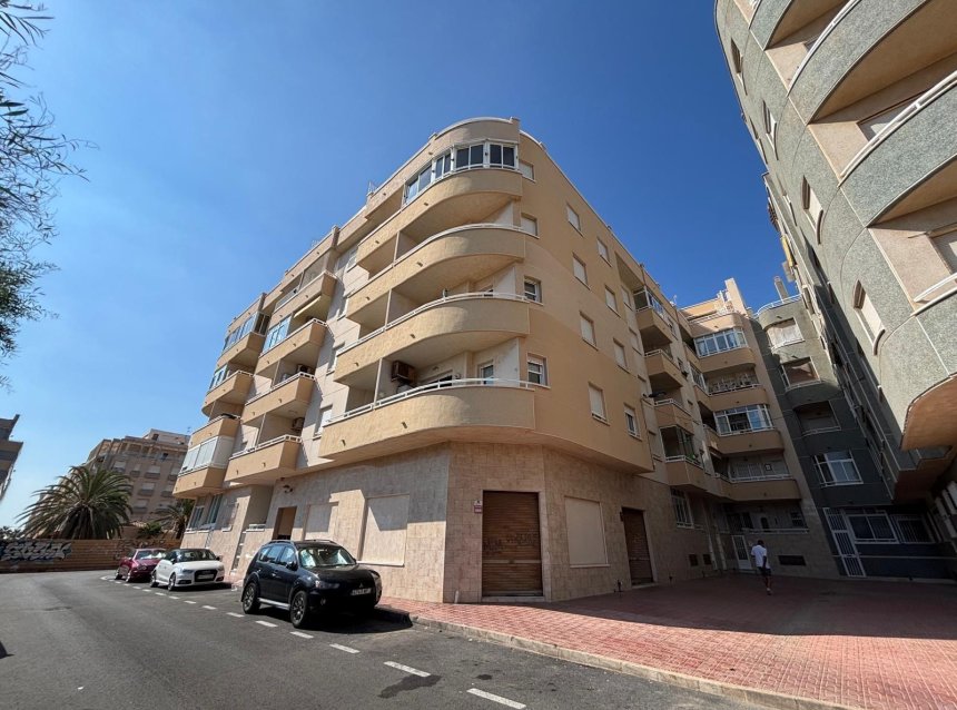 Revente - Apartment -
Torrevieja - Playa del Cura