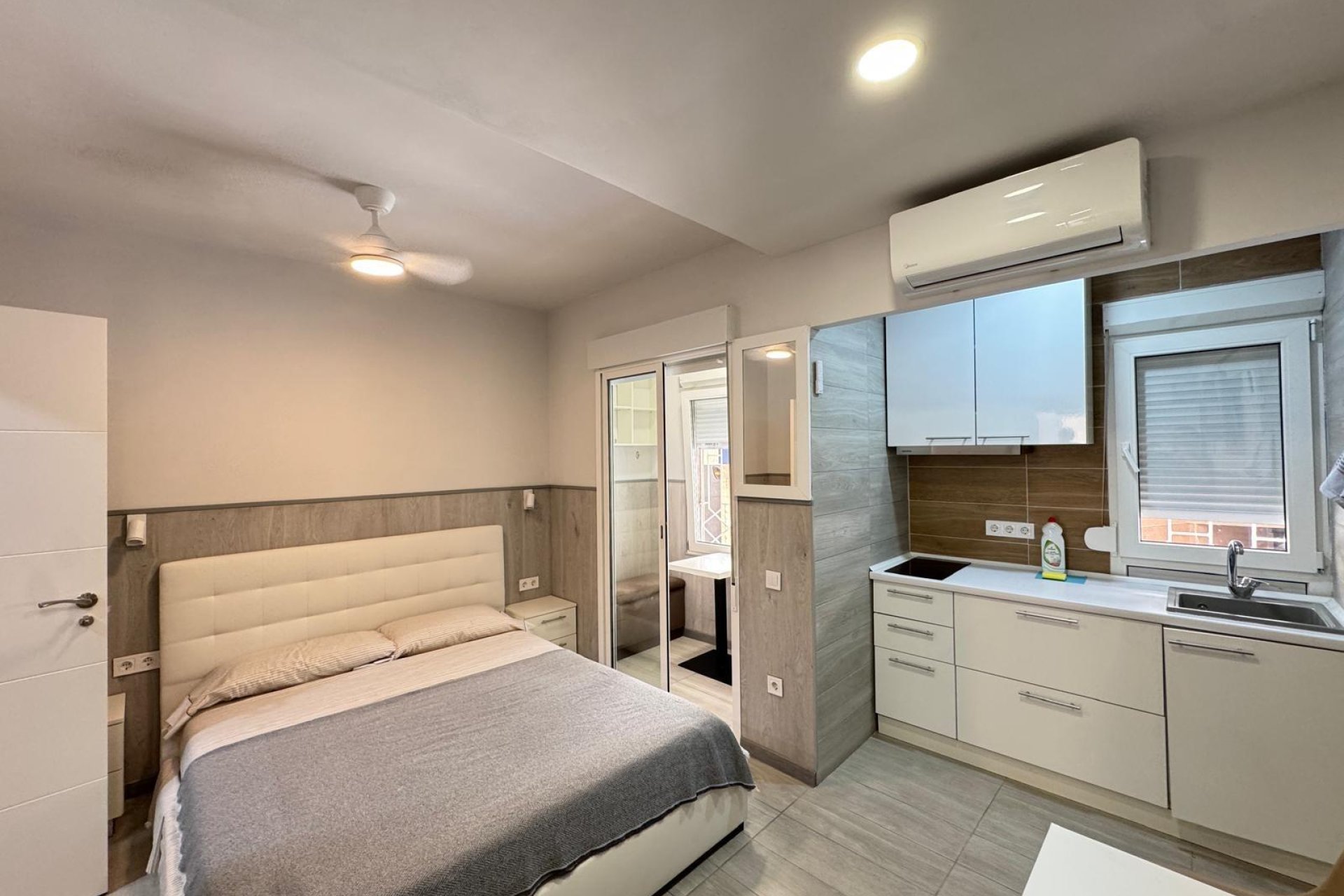 Revente - Apartment -
Torrevieja - Playa del Cura