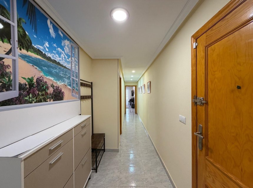 Revente - Apartment -
Torrevieja - Playa del Cura