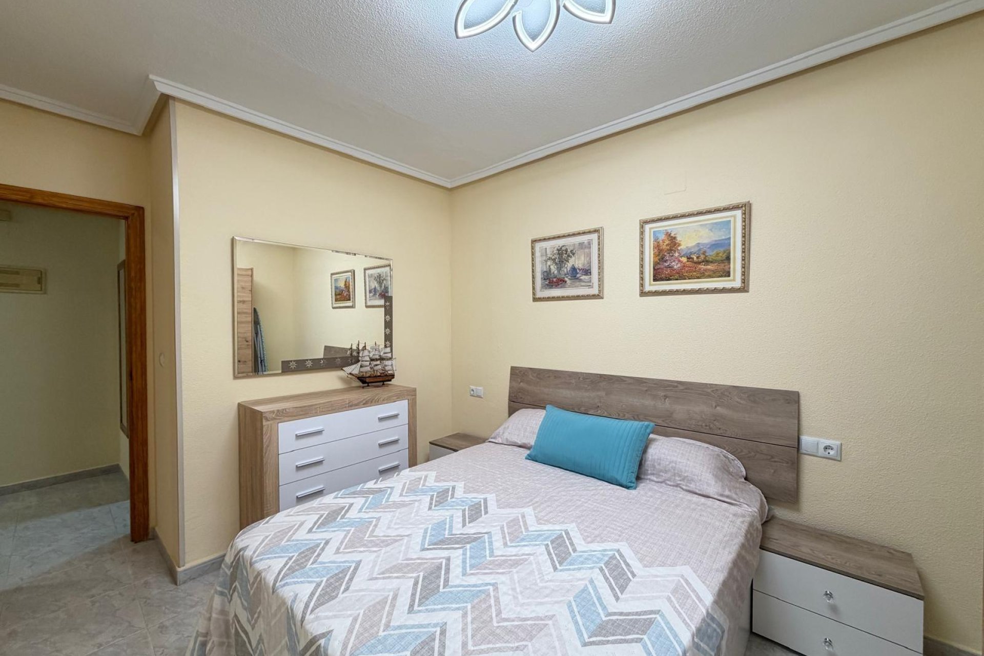 Revente - Apartment -
Torrevieja - Playa del Cura