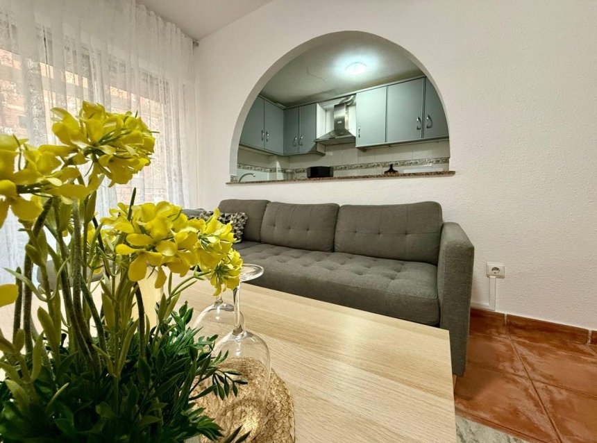 Revente - Apartment -
Torrevieja - Playa del Cura