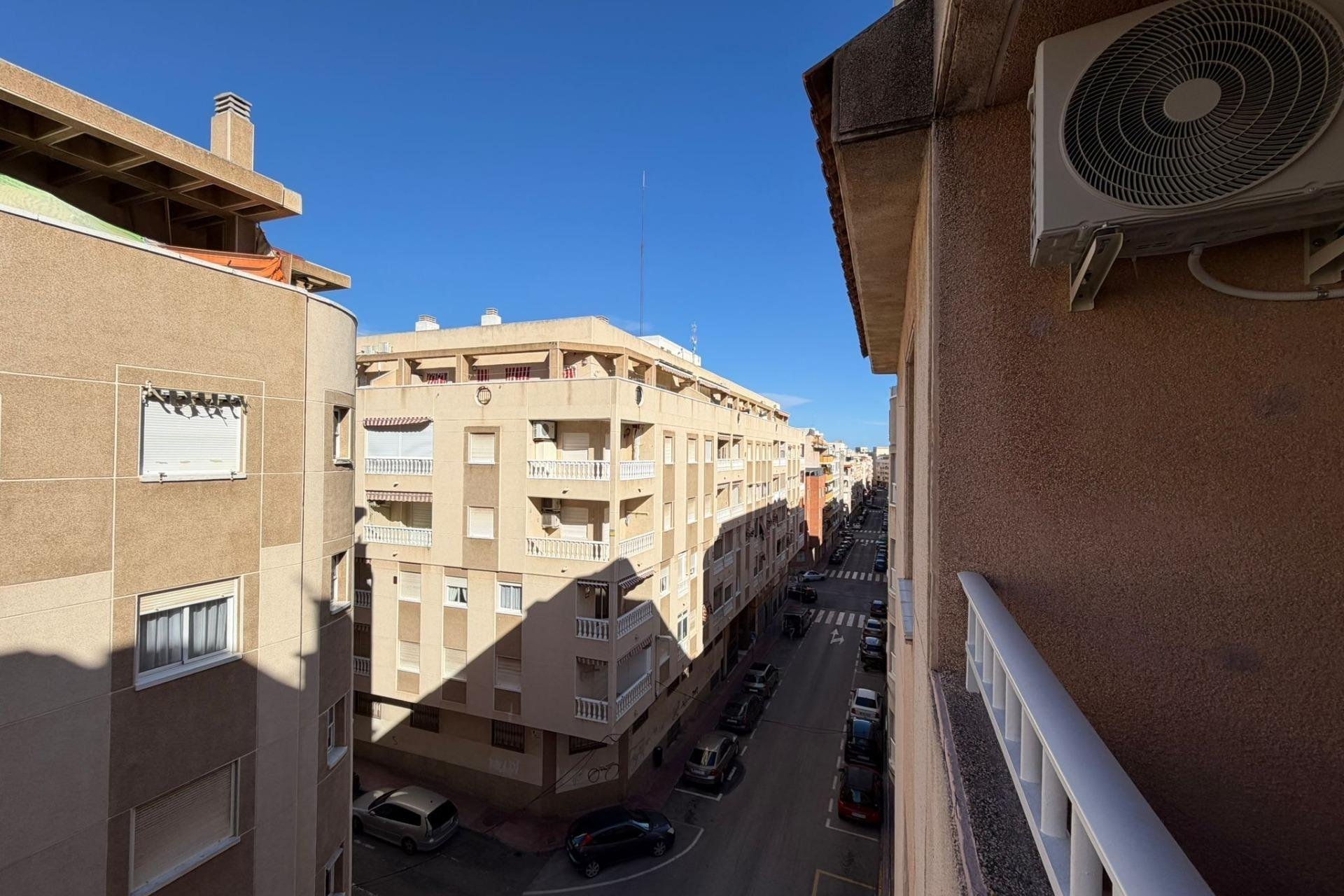 Revente - Apartment -
Torrevieja - Playa del Cura