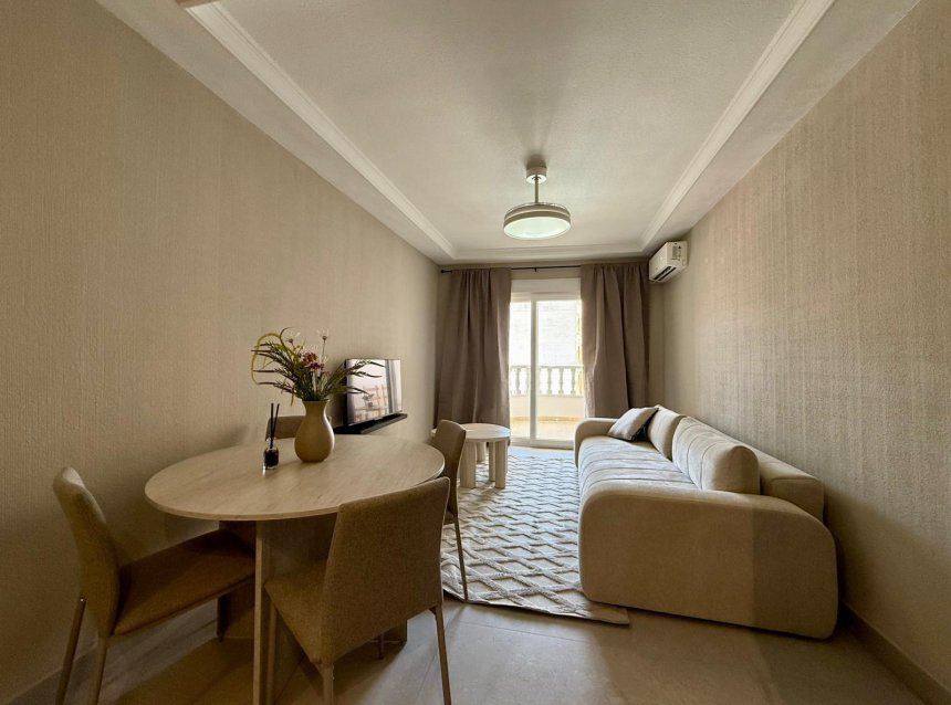 Revente - Apartment -
Torrevieja - Playa del Cura
