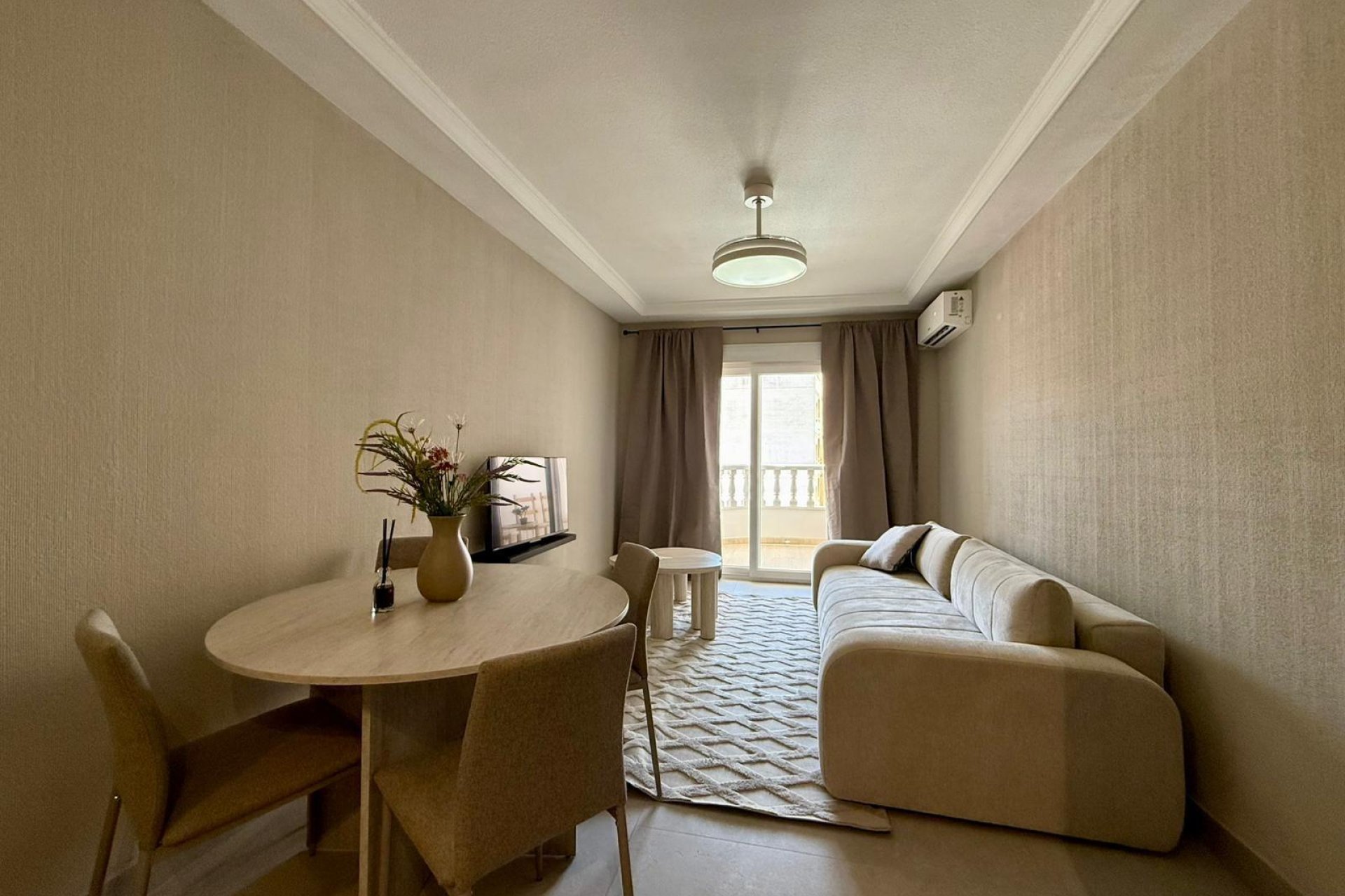 Revente - Apartment -
Torrevieja - Playa del Cura