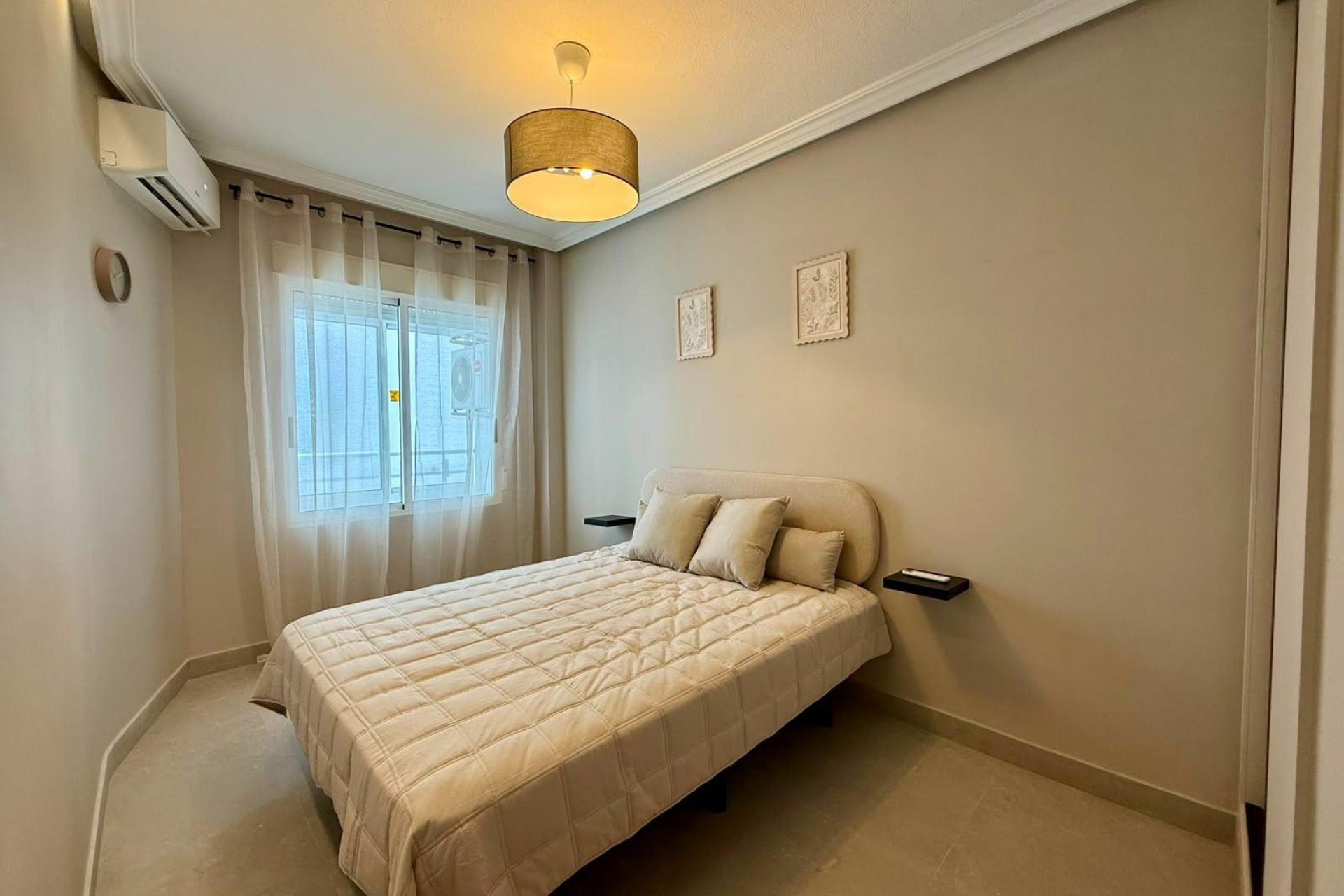 Revente - Apartment -
Torrevieja - Playa del Cura