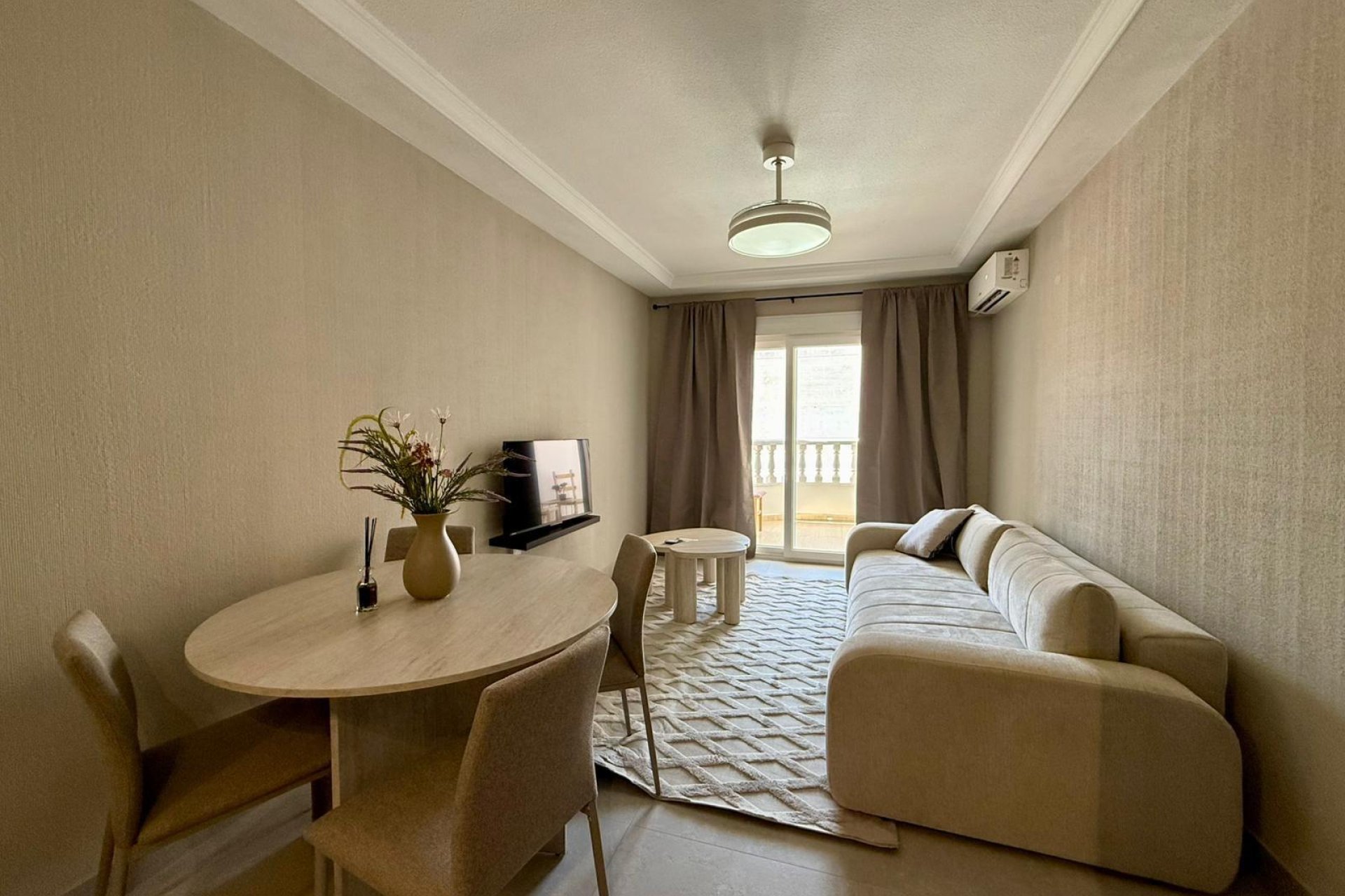 Revente - Apartment -
Torrevieja - Playa del Cura