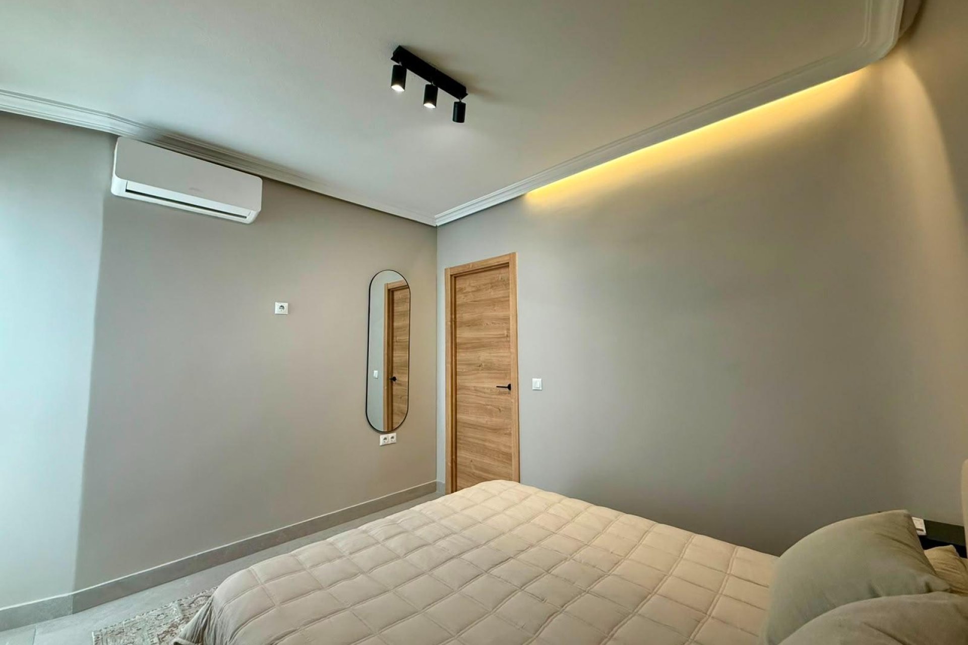 Revente - Apartment -
Torrevieja - Playa del Cura