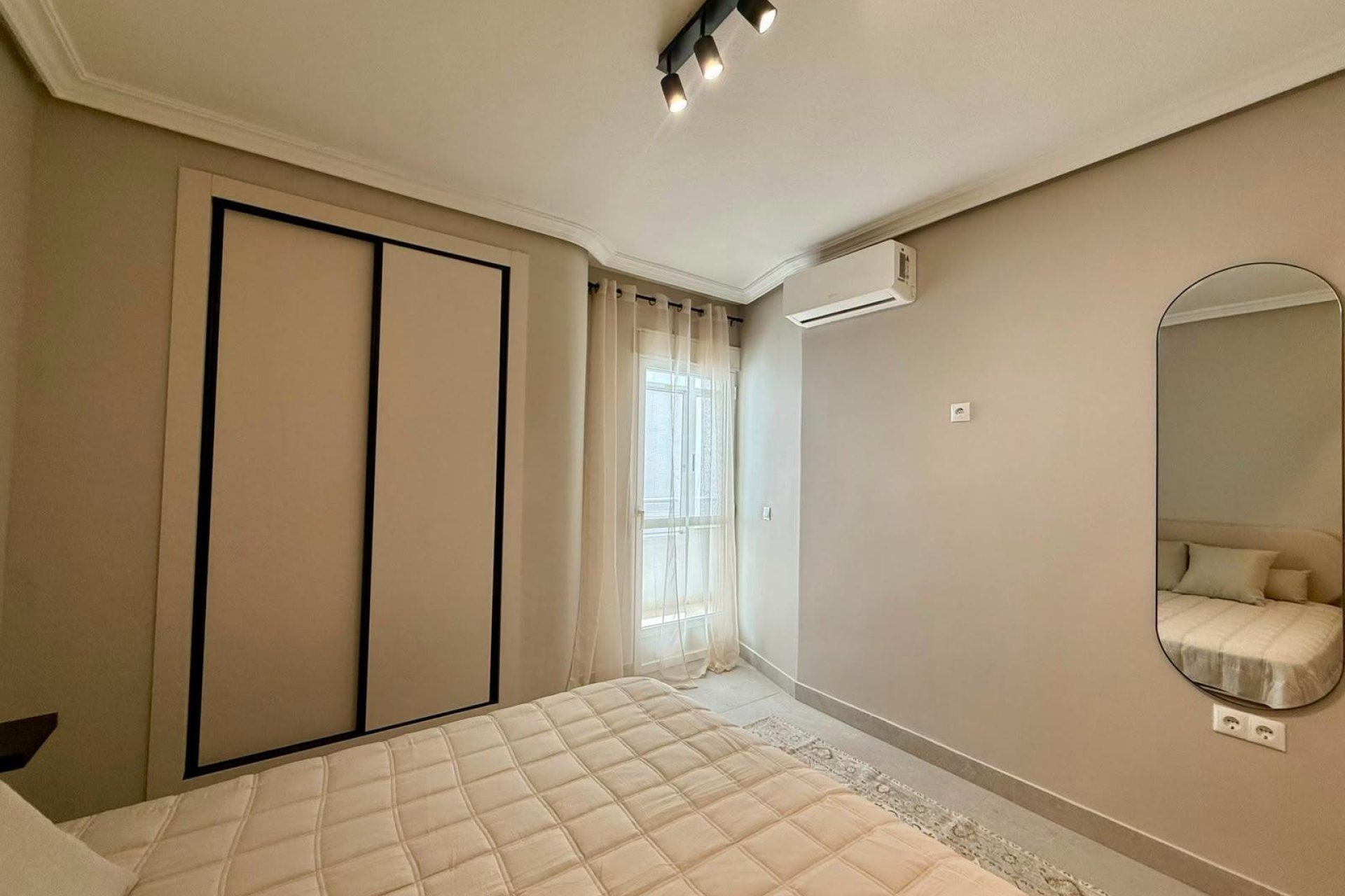 Revente - Apartment -
Torrevieja - Playa del Cura