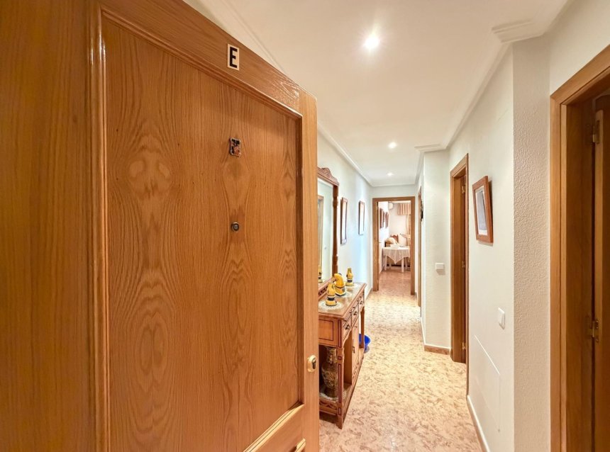 Revente - Apartment -
Torrevieja - Playa del Cura