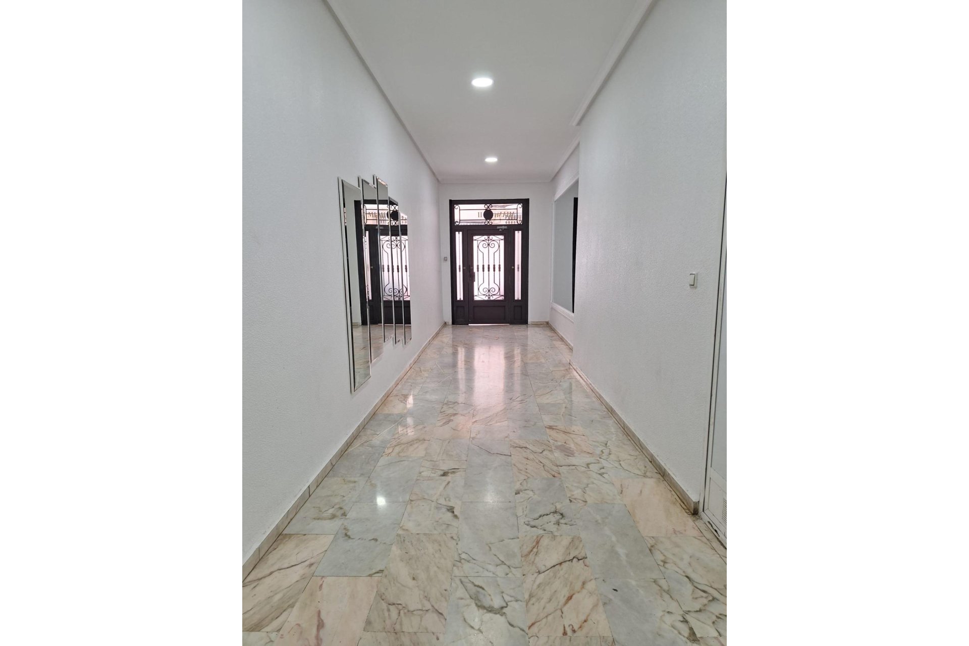 Revente - Apartment -
Torrevieja - Playa del Cura