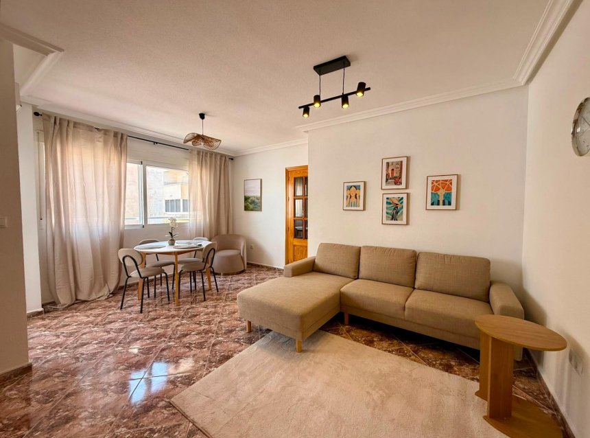 Revente - Apartment -
Torrevieja - Playa del Cura