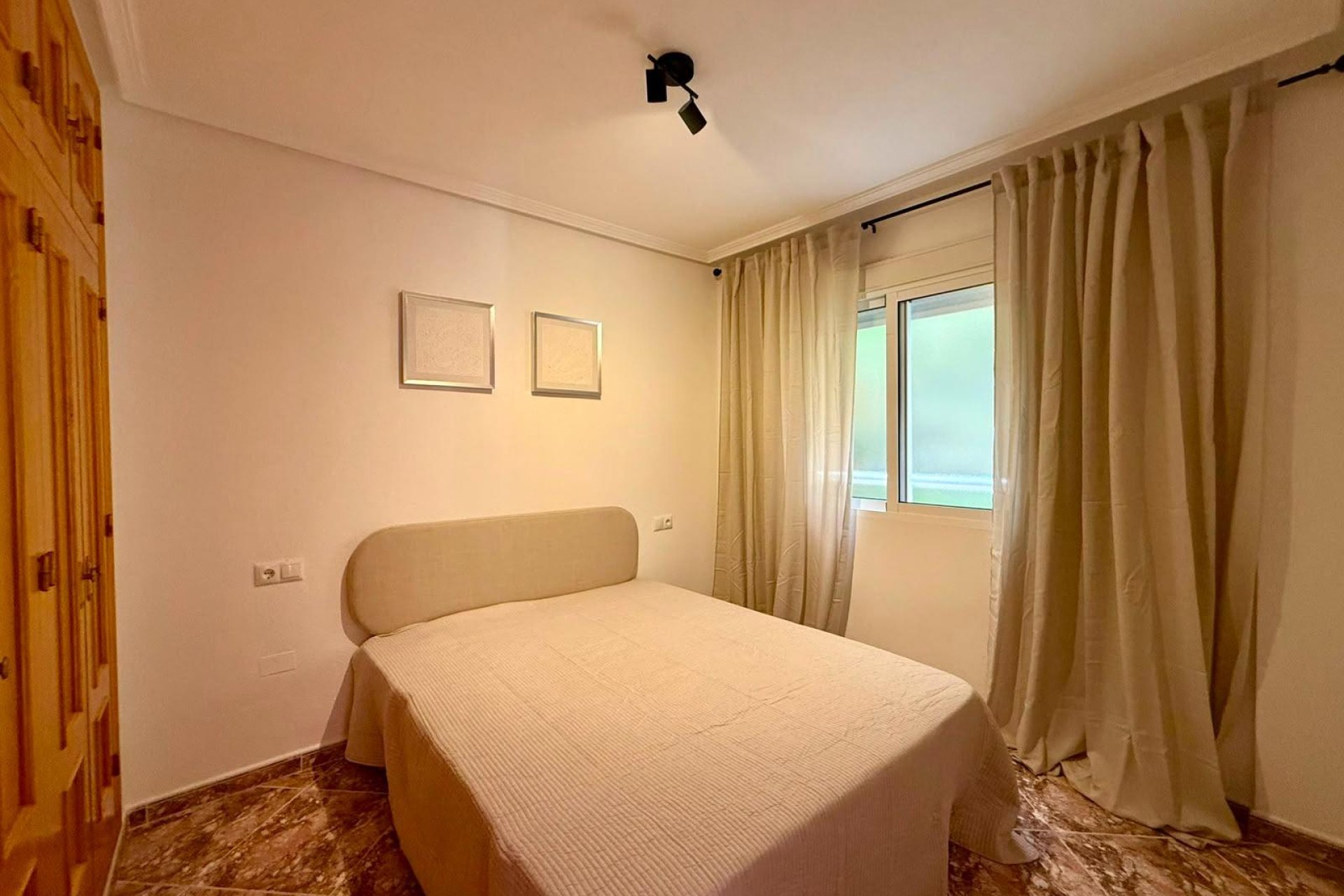 Revente - Apartment -
Torrevieja - Playa del Cura