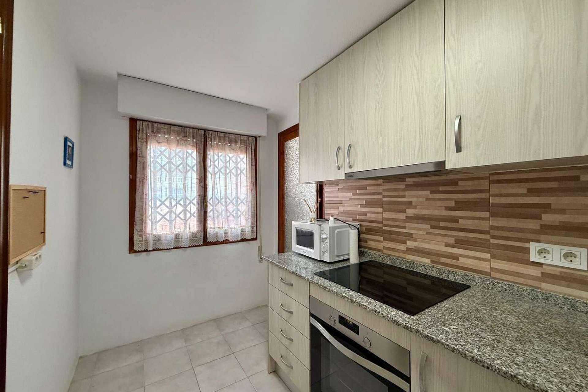 Revente - Apartment -
Torrevieja - Playa del Cura