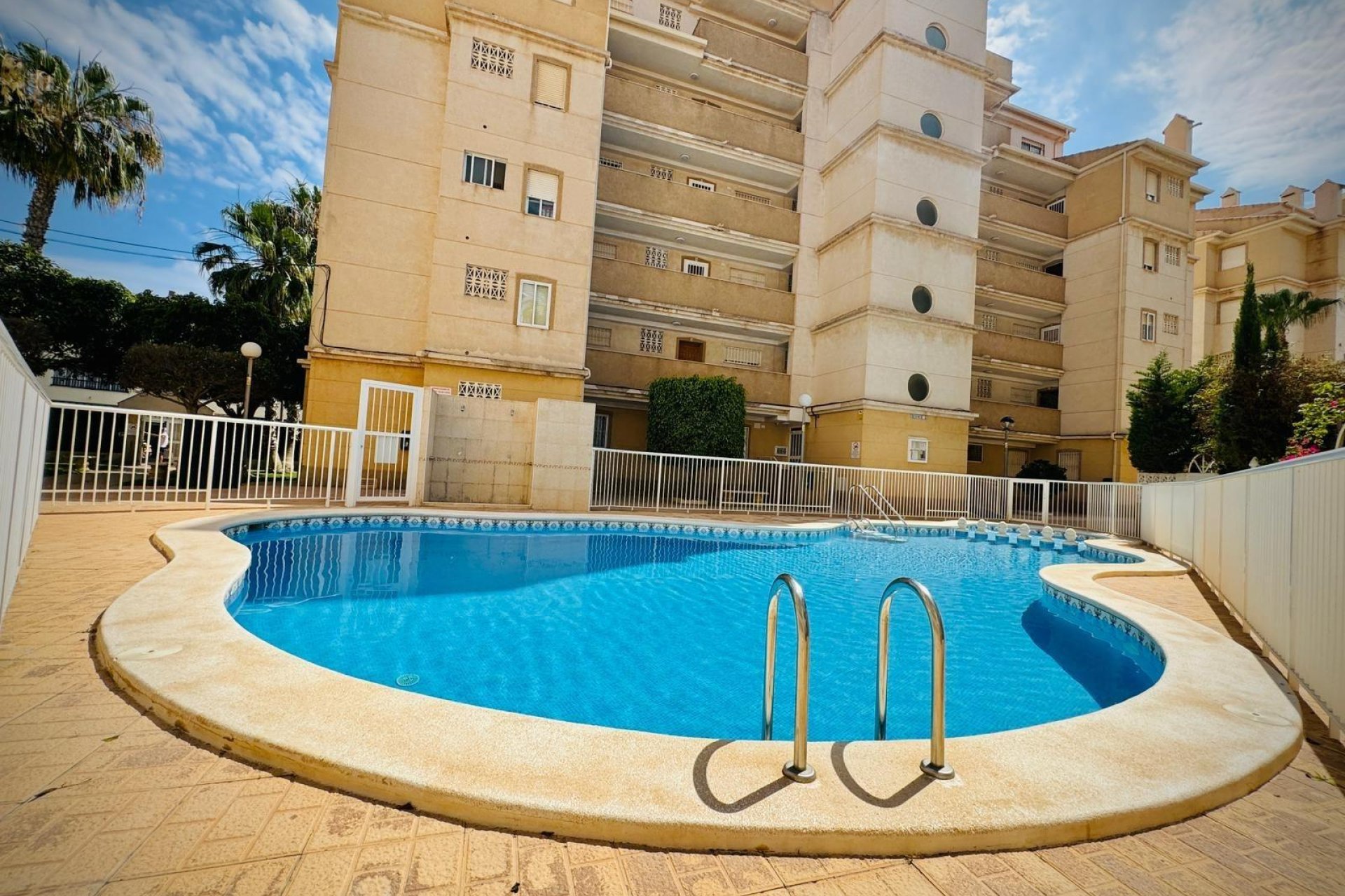 Revente - Apartment -
Torrevieja - Playa del Cura