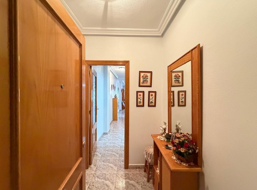 Revente - Apartment -
Torrevieja - Playa del Cura