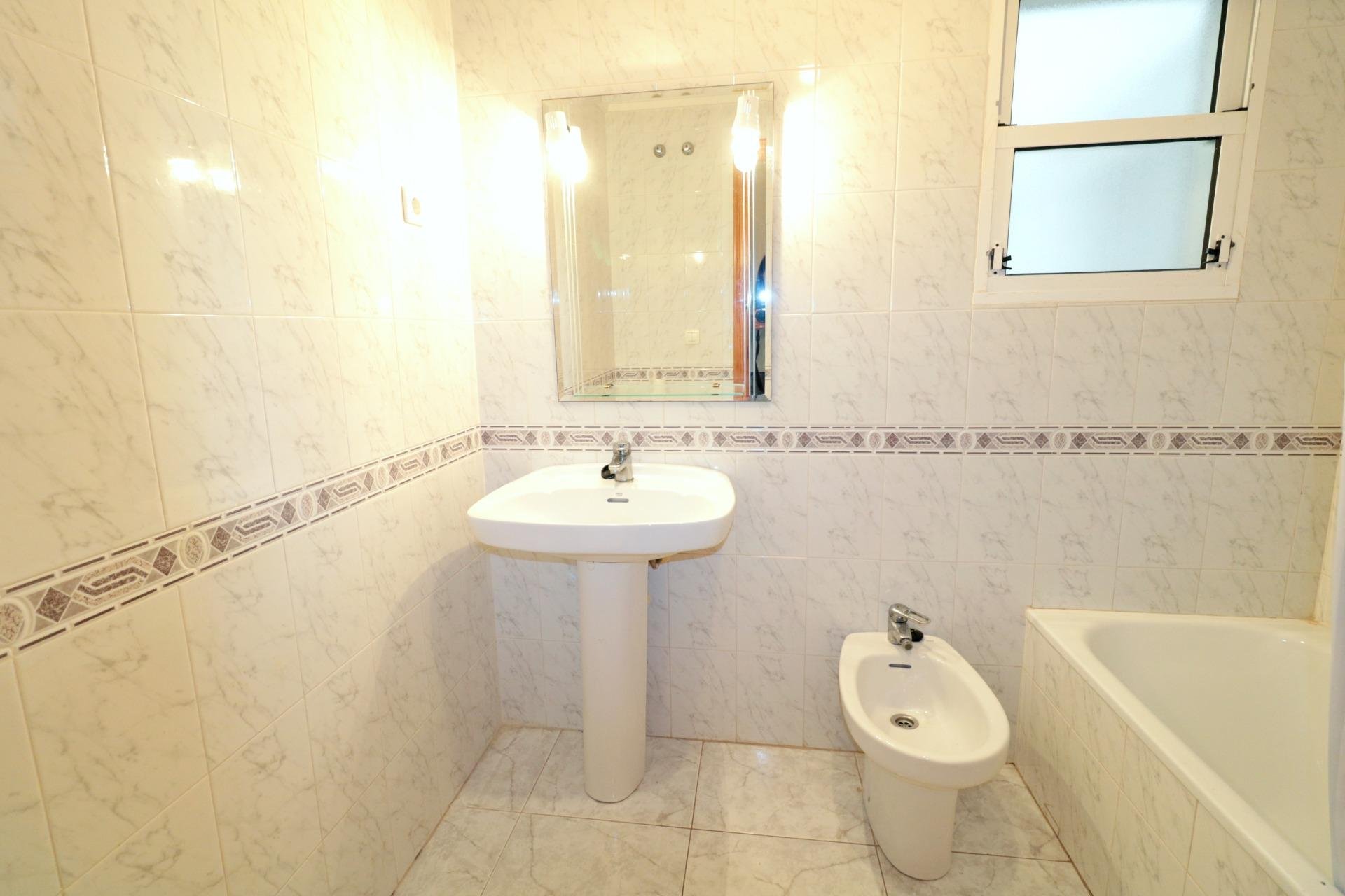 Revente - Apartment -
Torrevieja - Playa del Cura