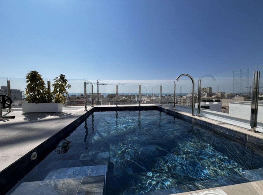 Revente - Apartment -
Torrevieja - Playa del Cura