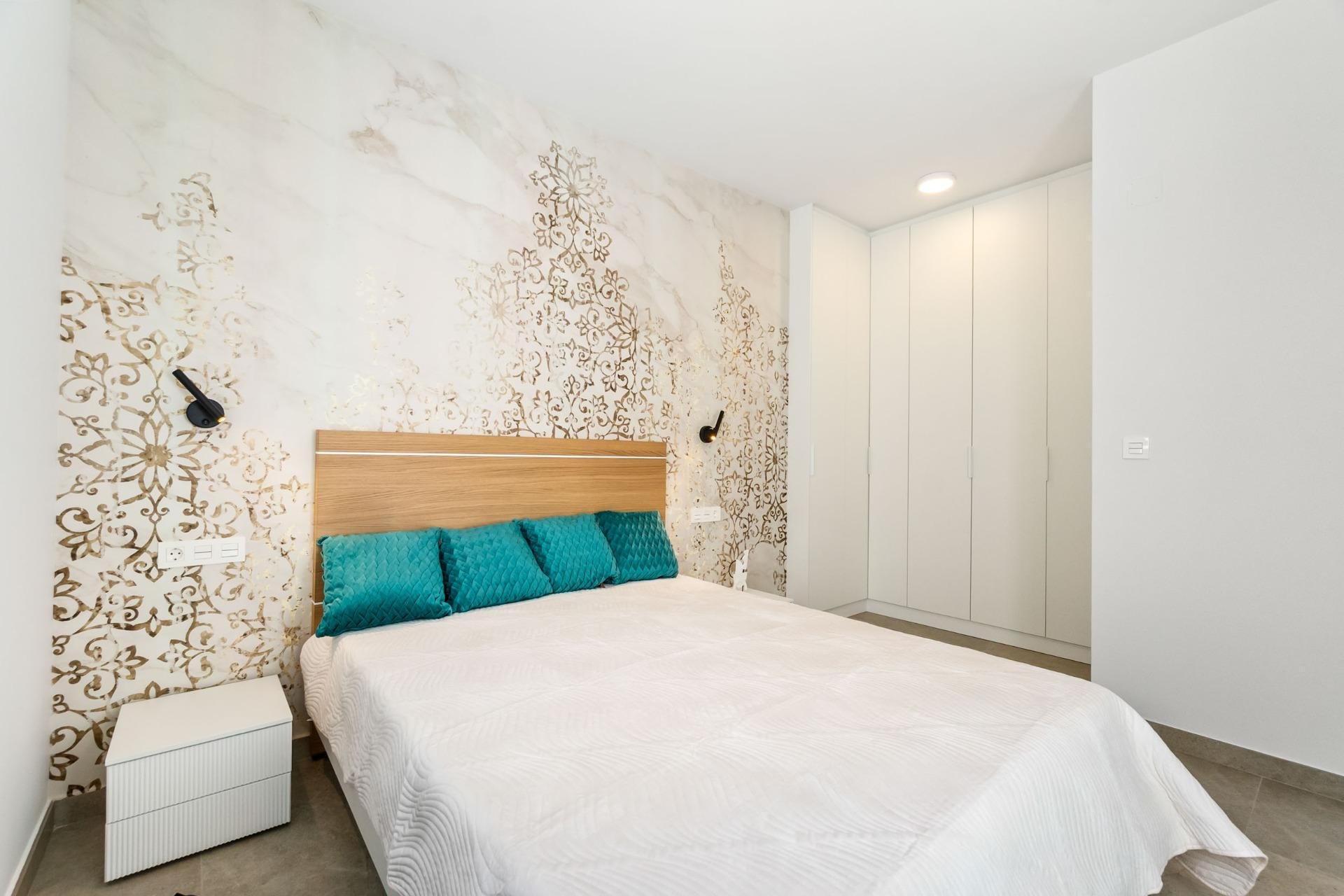 Revente - Apartment -
Torrevieja - Playa del Cura