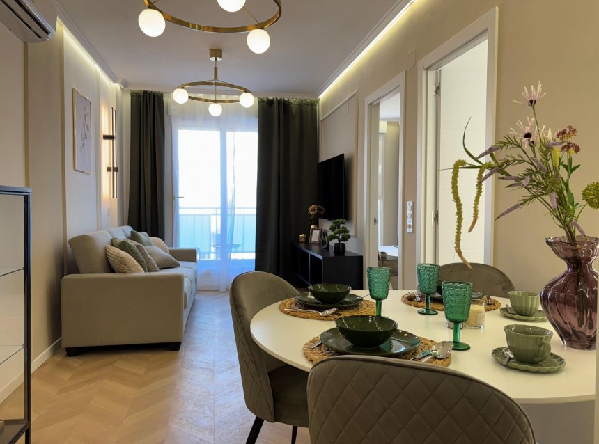 Revente - Apartment -
Torrevieja - Playa del Cura