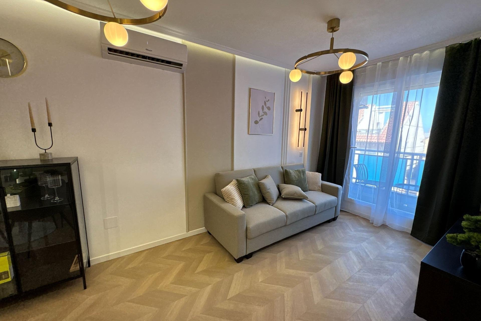 Revente - Apartment -
Torrevieja - Playa del Cura
