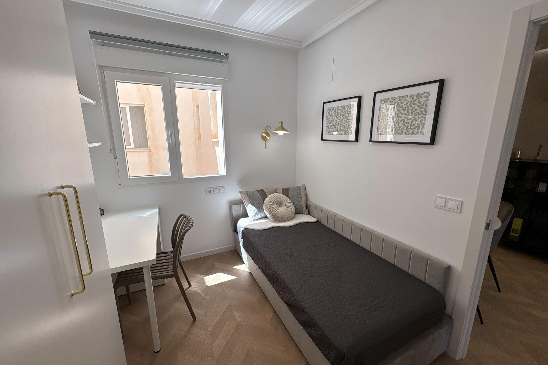 Revente - Apartment -
Torrevieja - Playa del Cura