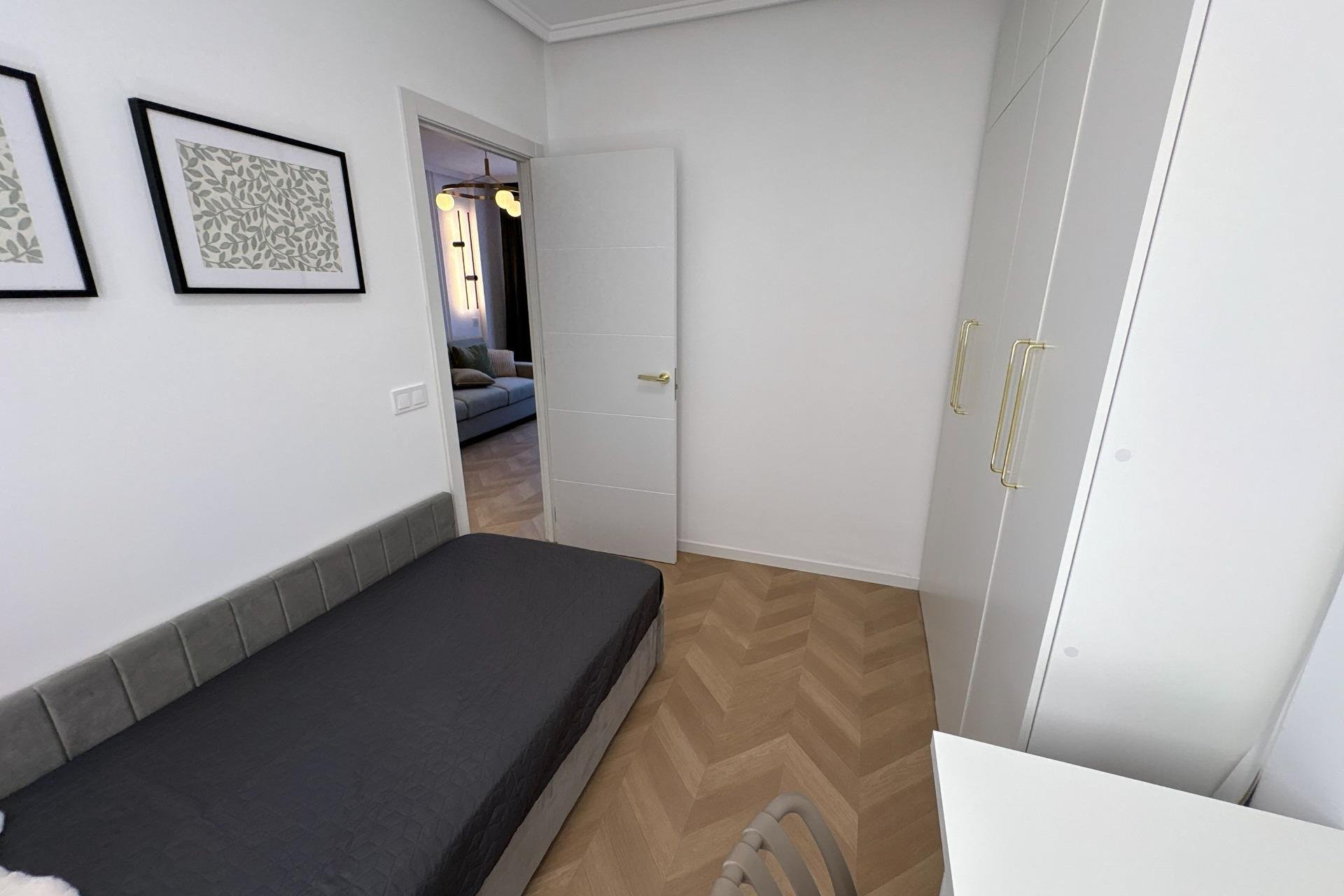 Revente - Apartment -
Torrevieja - Playa del Cura