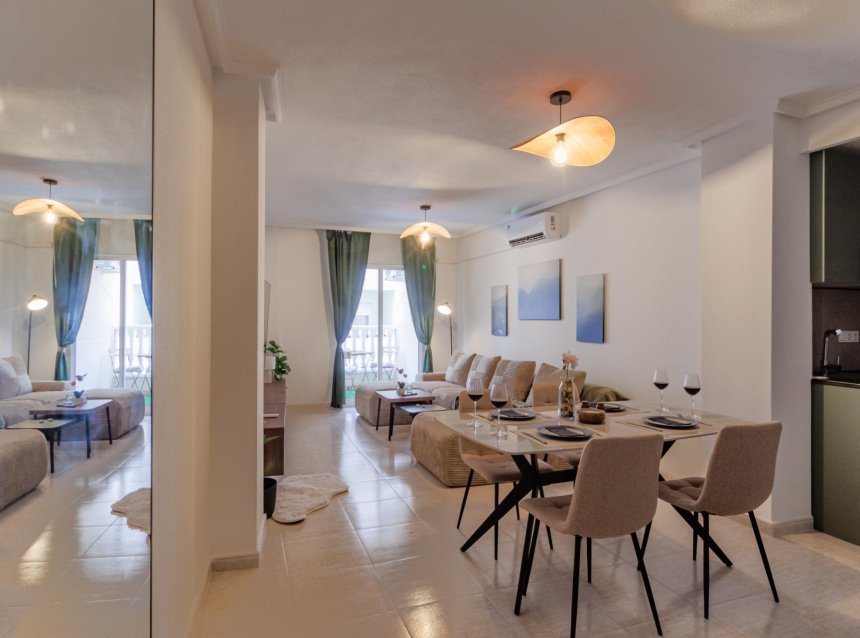 Revente - Apartment -
Torrevieja - Playa del Cura