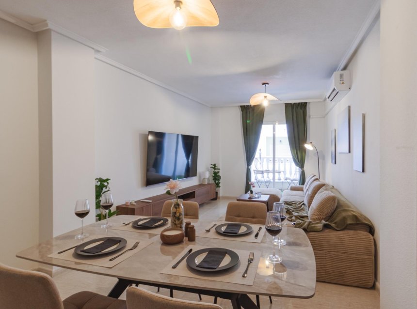 Revente - Apartment -
Torrevieja - Playa del Cura