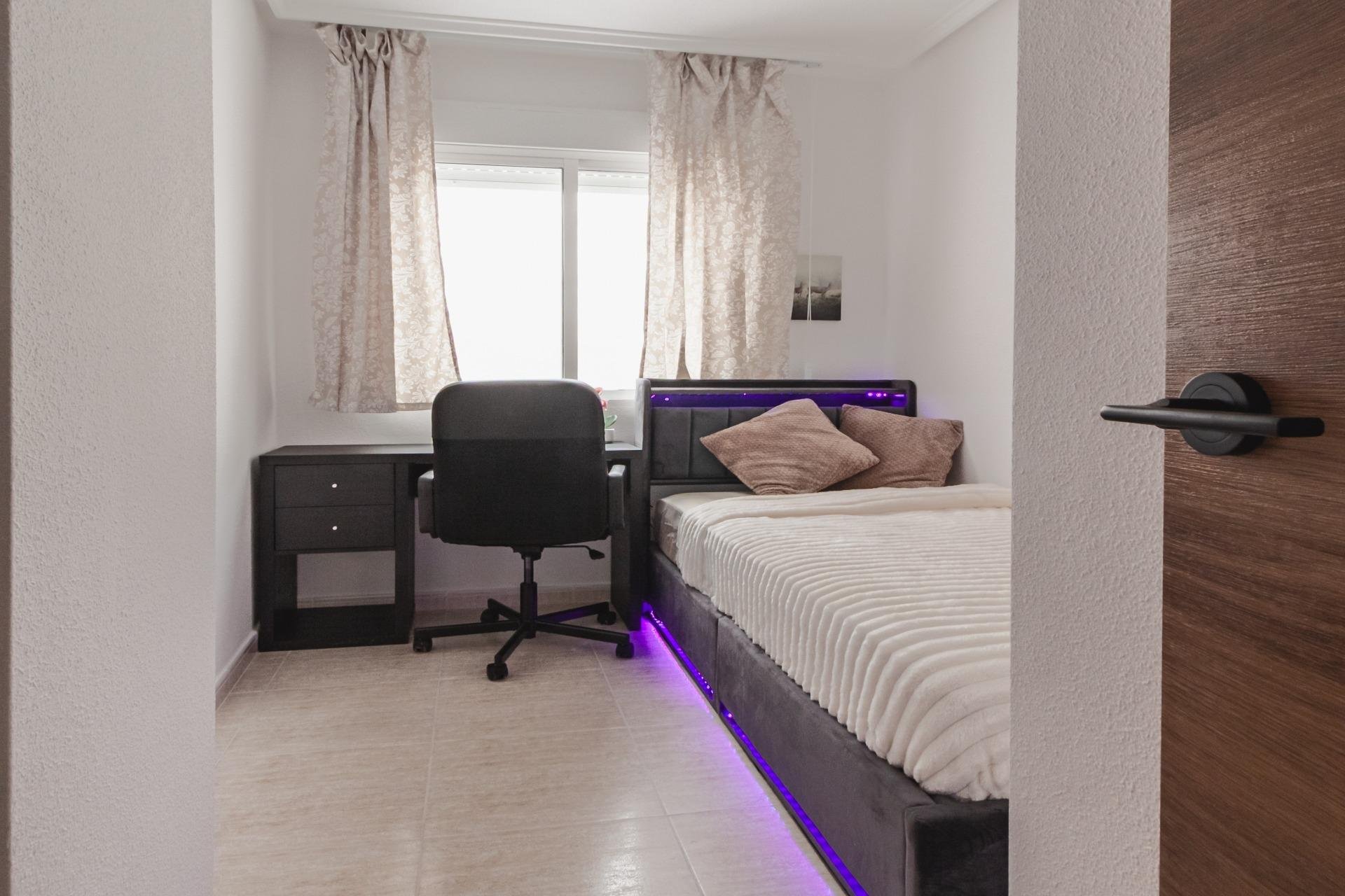Revente - Apartment -
Torrevieja - Playa del Cura