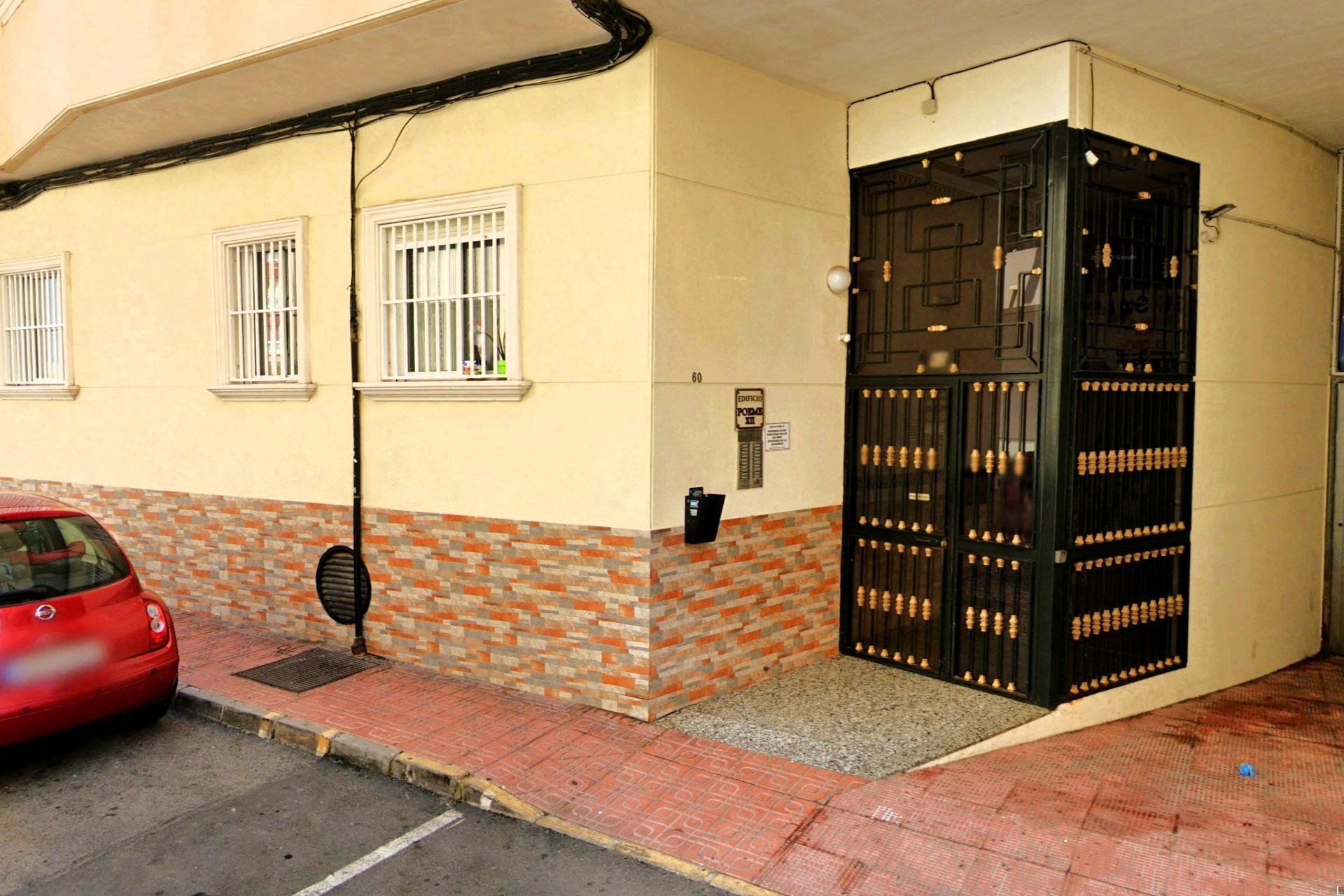 Revente - Apartment -
Torrevieja - Playa del Cura