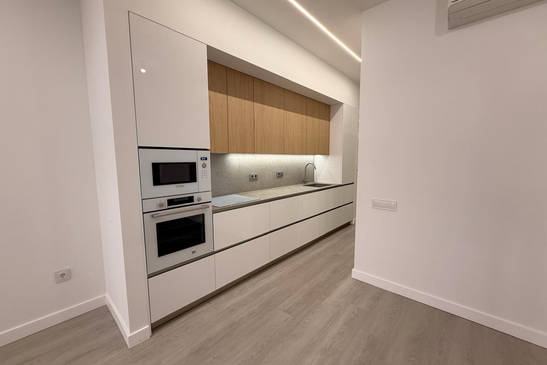 Revente - Apartment -
Torrevieja - Playa del Cura