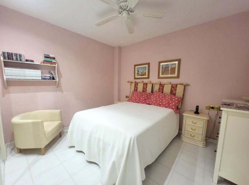 Revente - Apartment -
Torrevieja - Playa del Cura