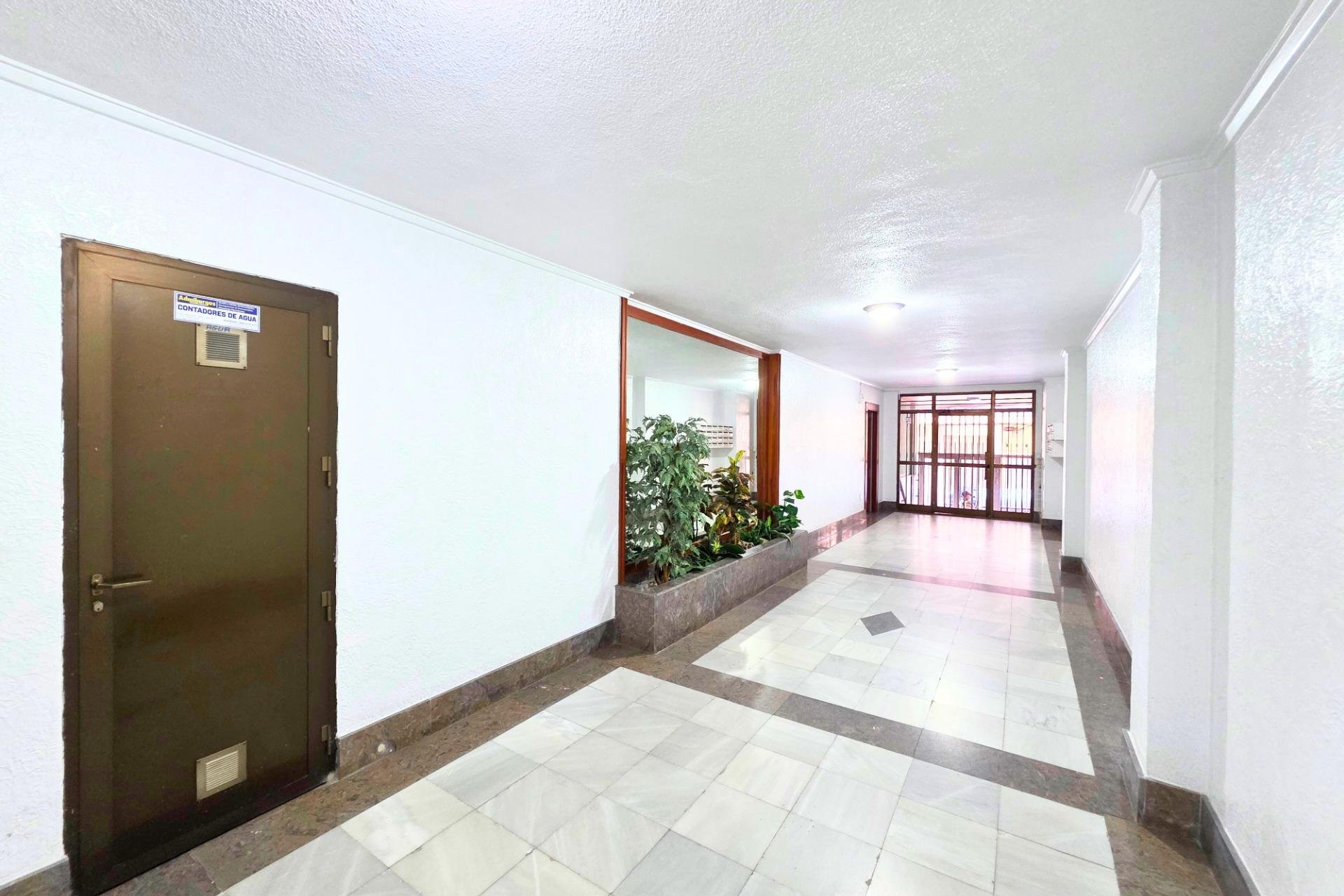 Revente - Apartment -
Torrevieja - Playa del Cura