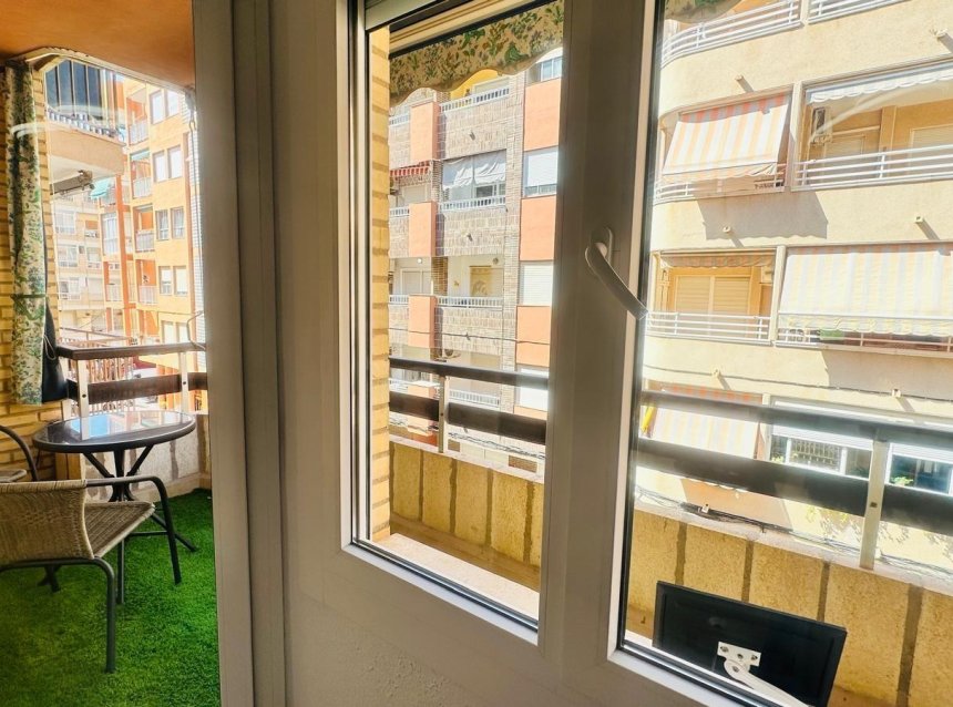 Revente - Apartment -
Torrevieja - Playa del Cura