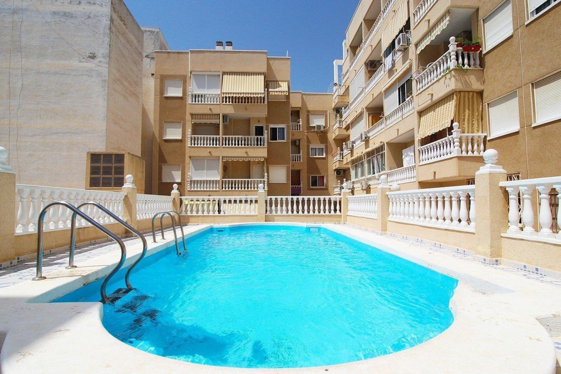 Revente - Apartment -
Torrevieja - Playa del Cura