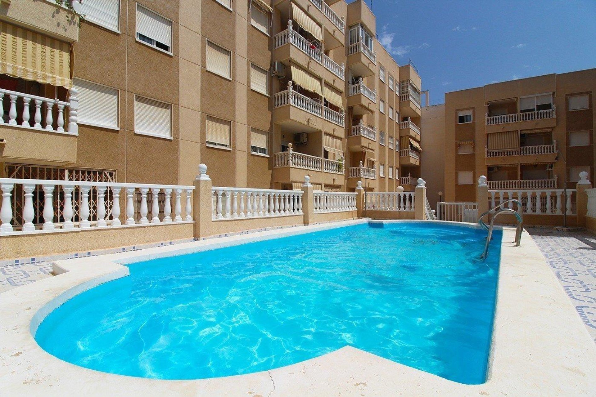Revente - Apartment -
Torrevieja - Playa del Cura