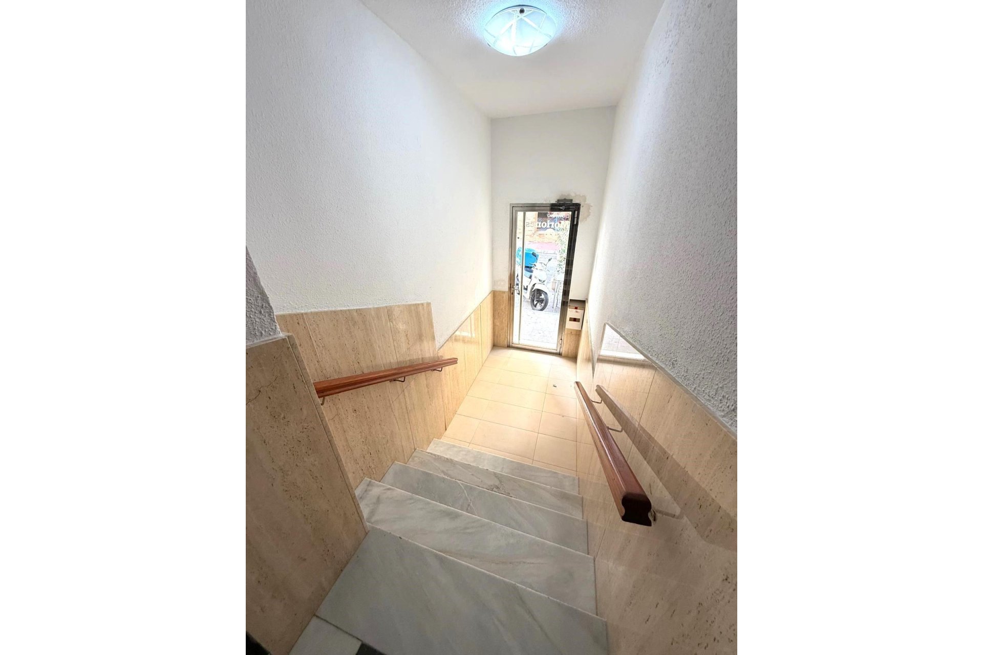 Revente - Apartment -
Torrevieja - Playa del Cura