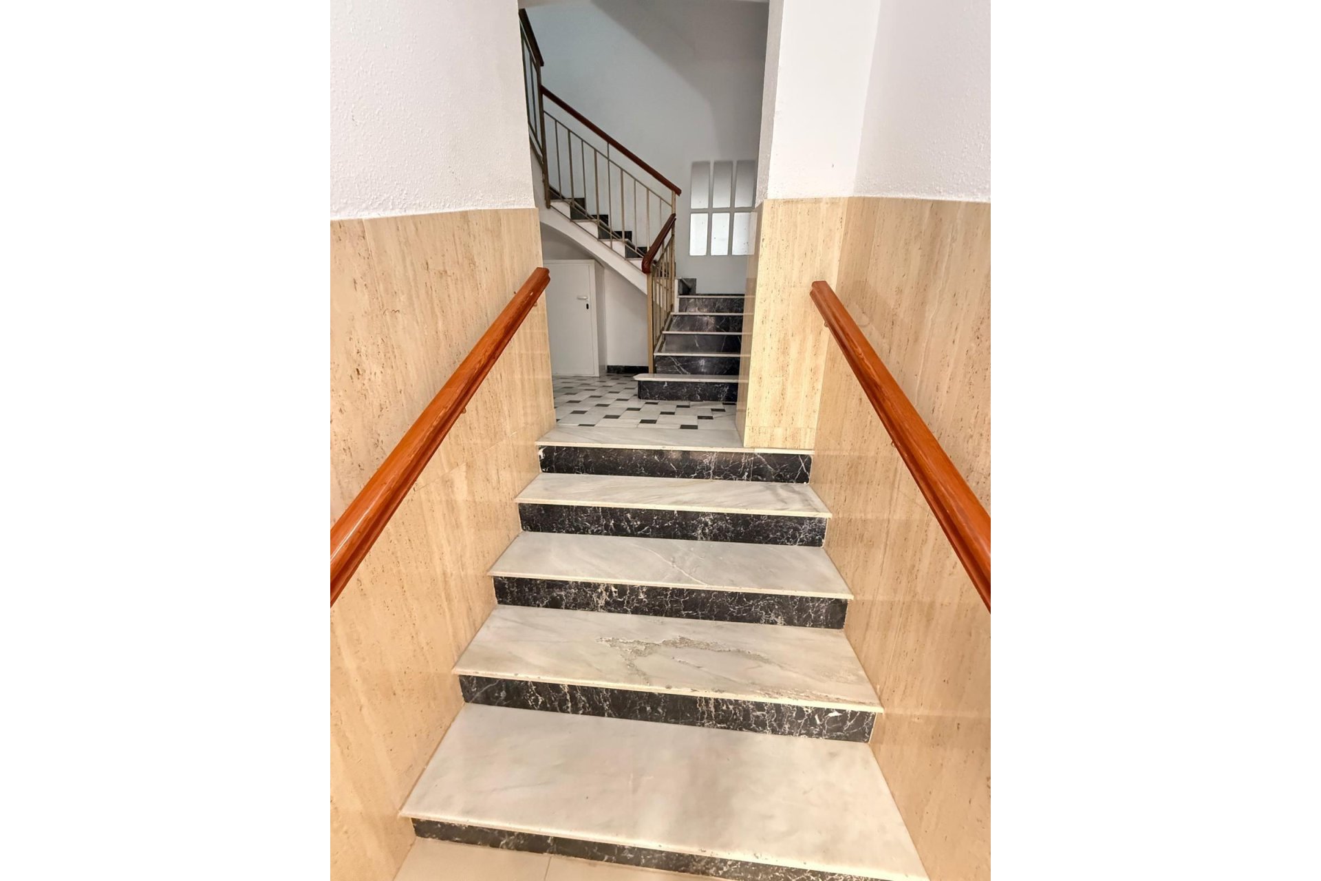 Revente - Apartment -
Torrevieja - Playa del Cura