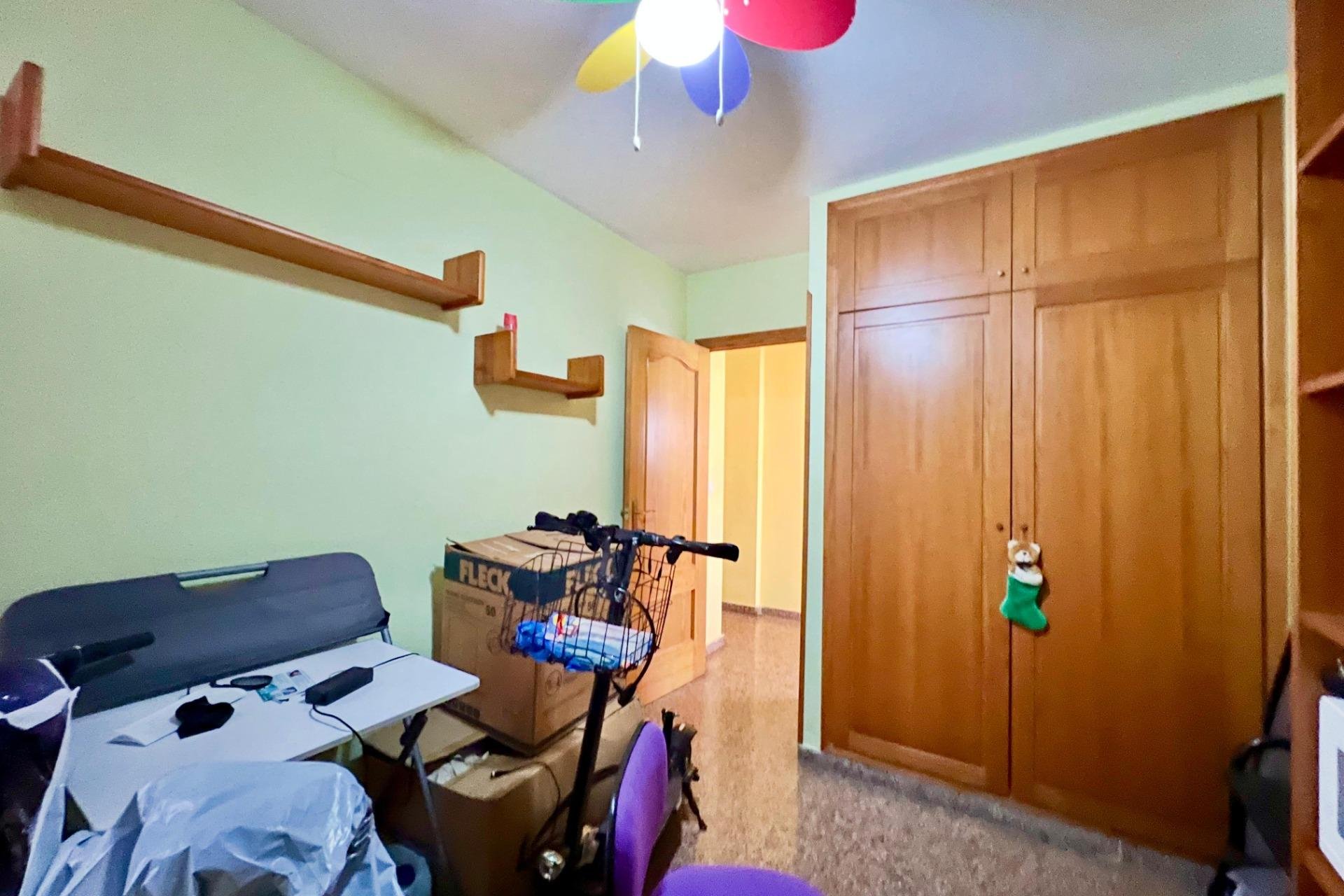 Revente - Apartment -
Torrevieja - Puerto Deportivo