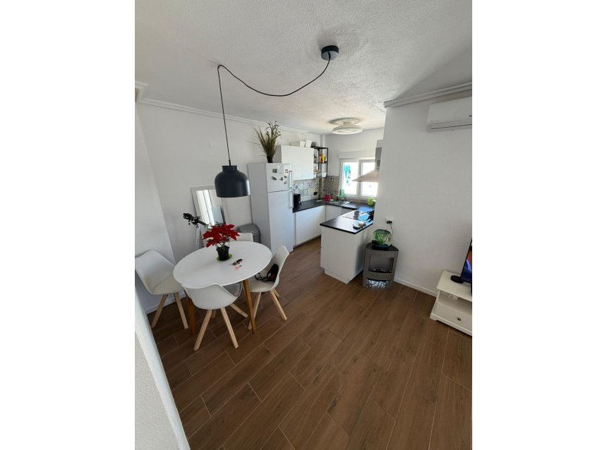 Revente - Apartment -
Torrevieja - Punta Prima