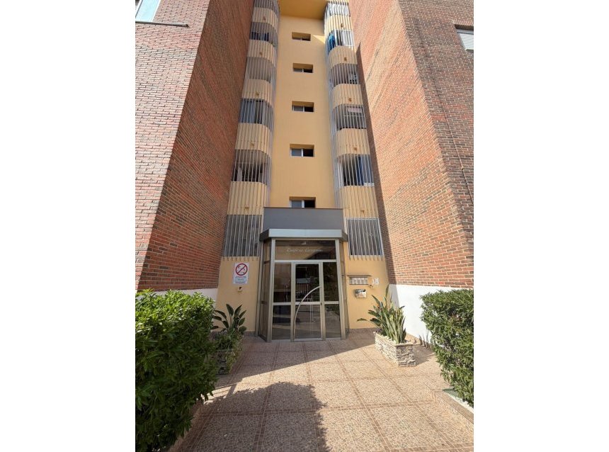 Revente - Apartment -
Torrevieja - Punta Prima