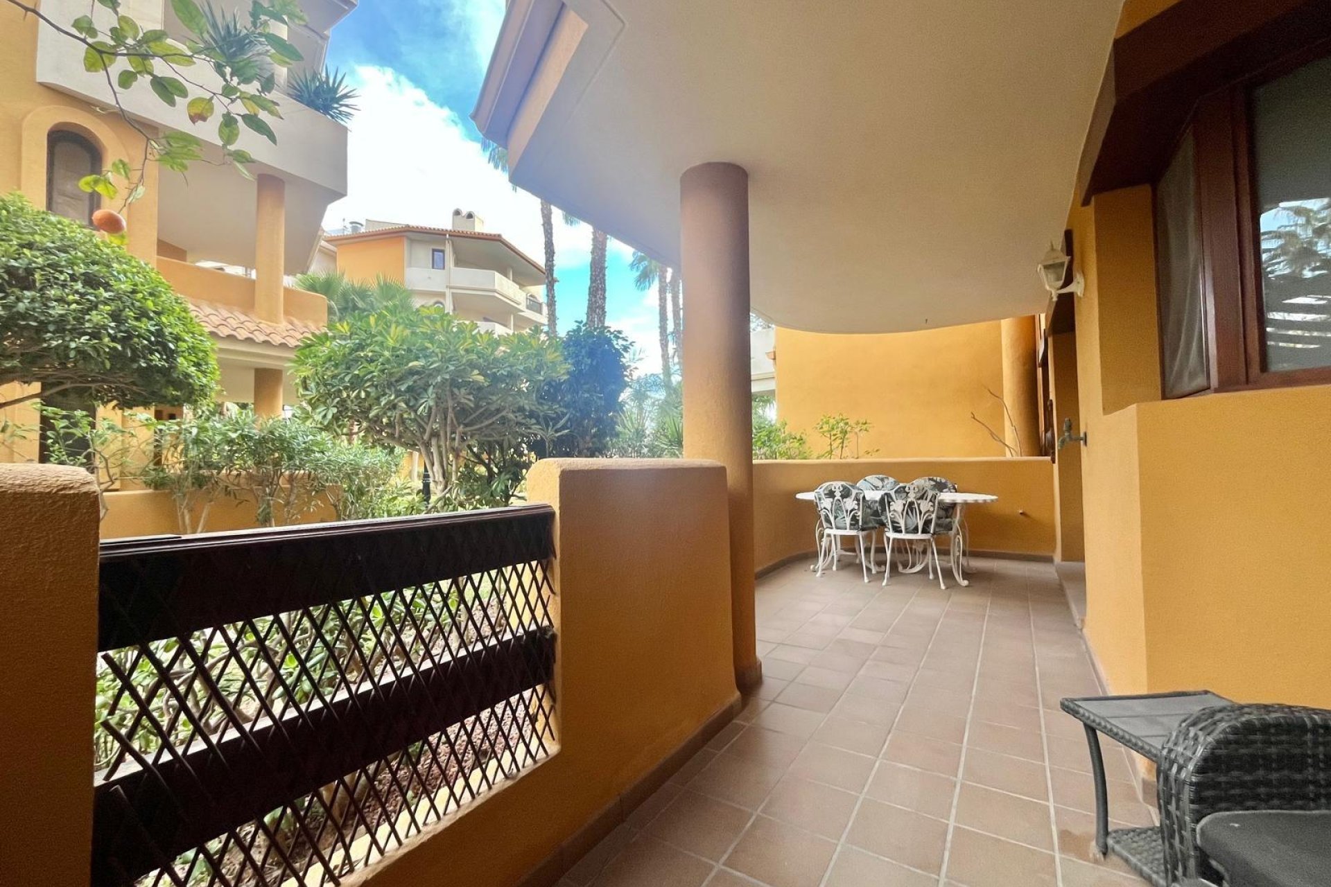 Revente - Apartment -
Torrevieja - Punta Prima