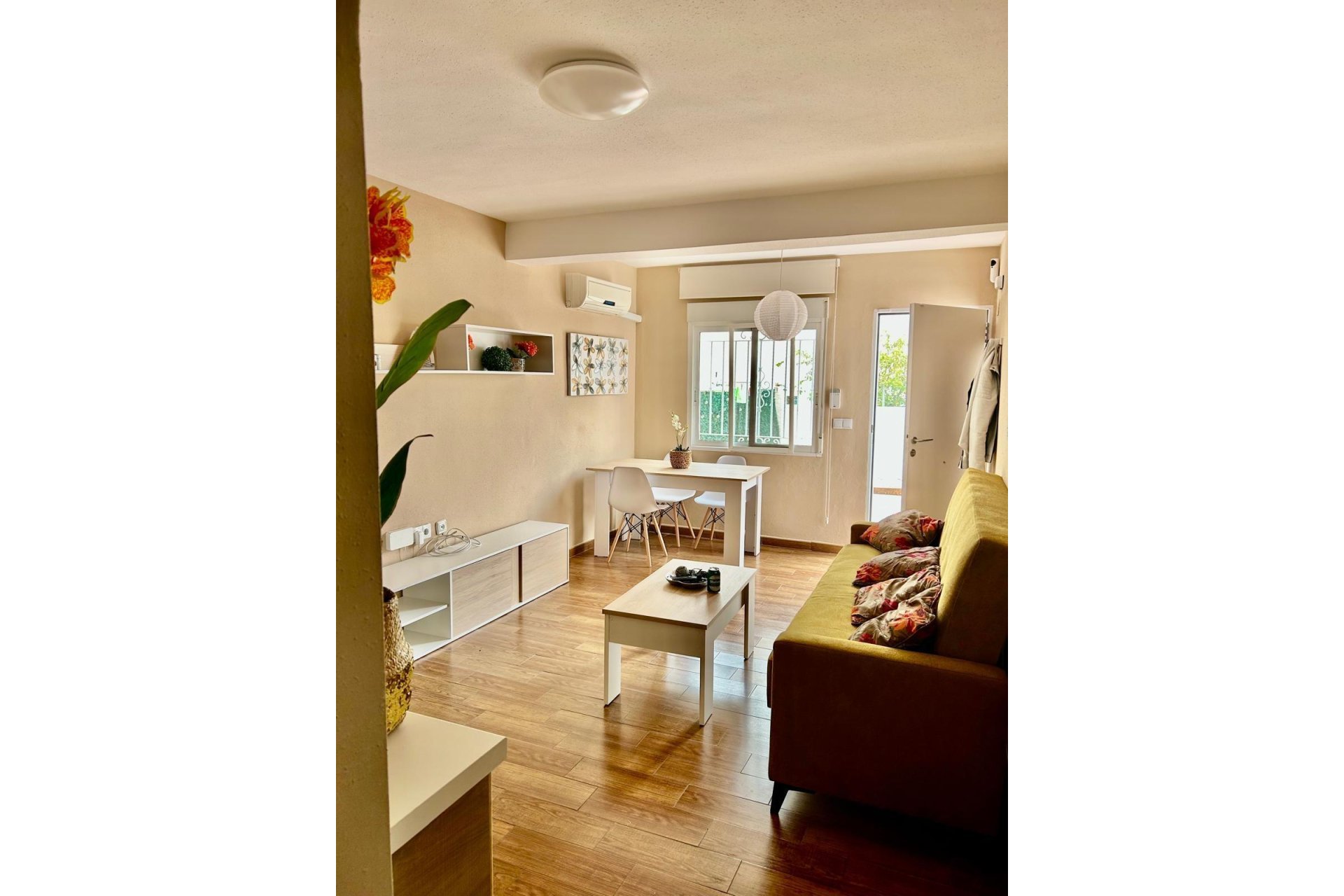Revente - Apartment -
Torrevieja - Sector 25