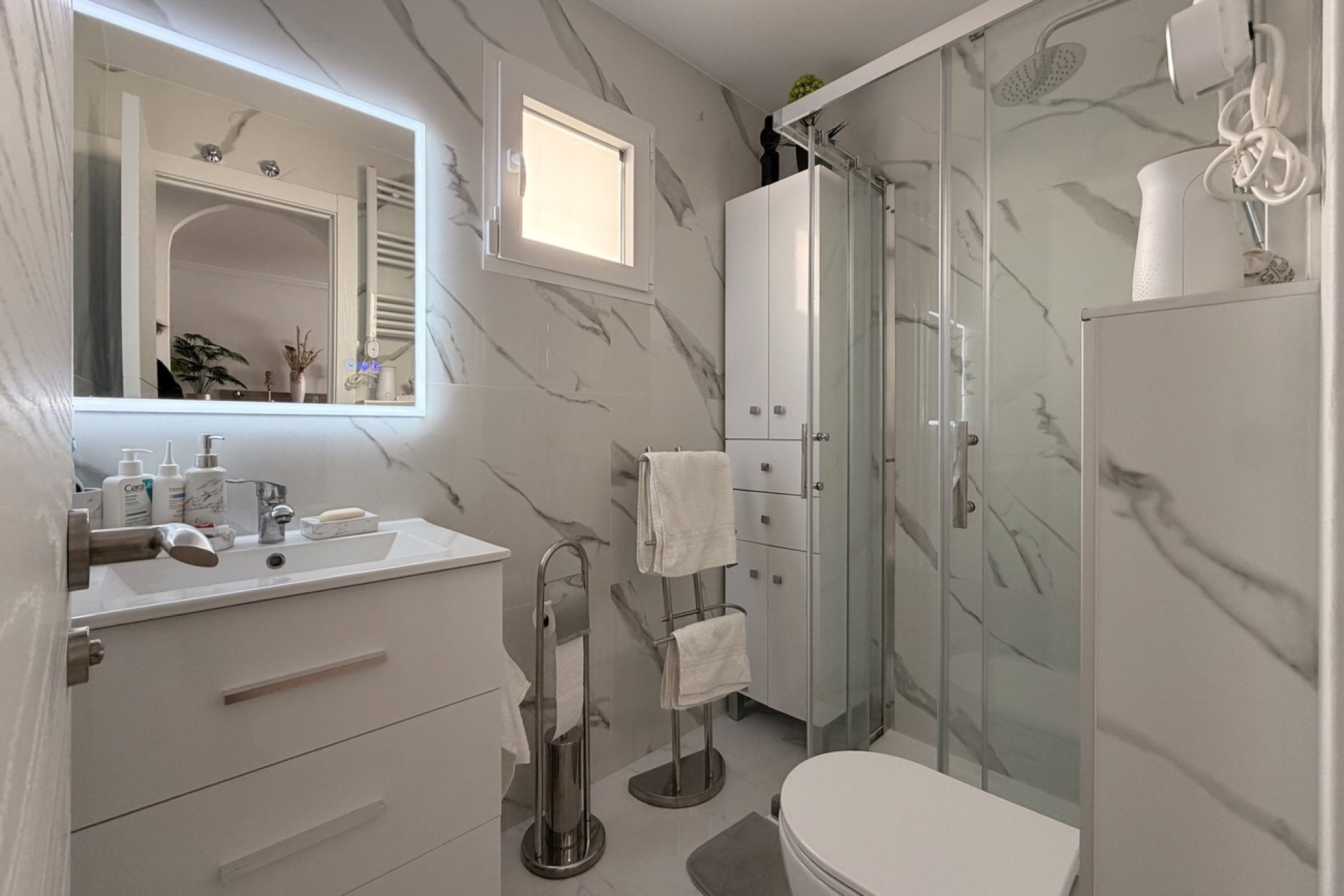 Revente - Apartment -
Torrevieja - Urb. Calas Blancas III