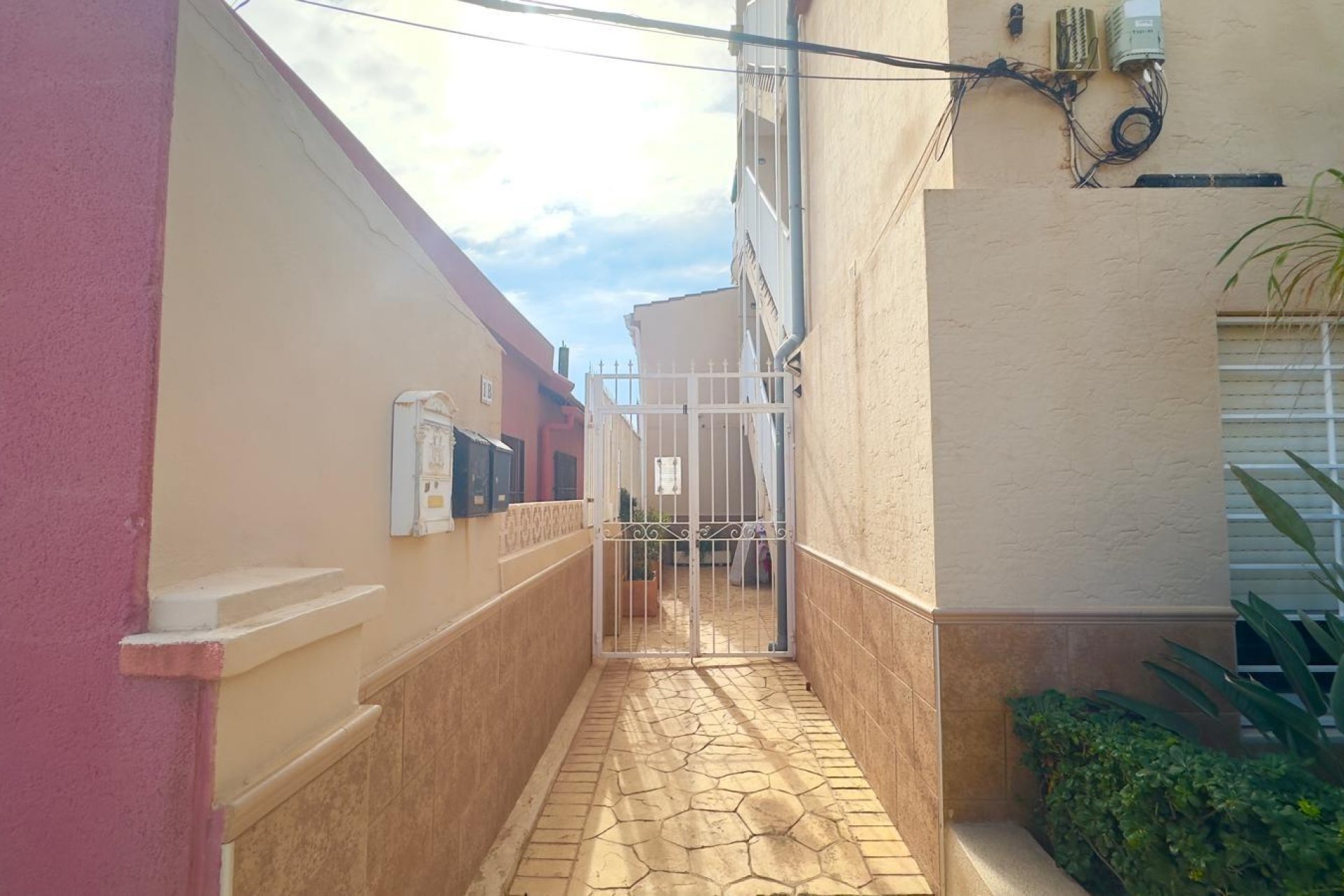 Revente - Apartment -
Torrevieja - Zona Los Frutales
