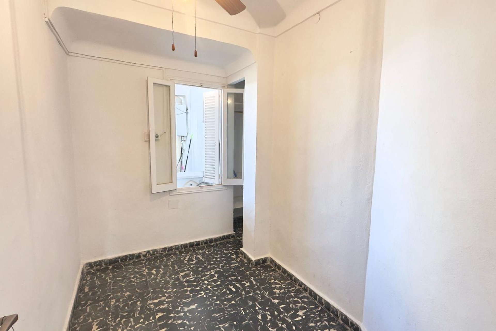 Revente - Apartment -
Torrevieja - Zona Los Frutales