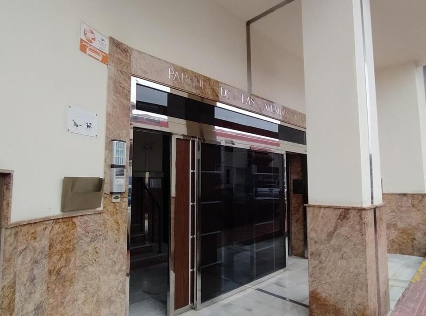 Revente - Apartment -
Torrevieja