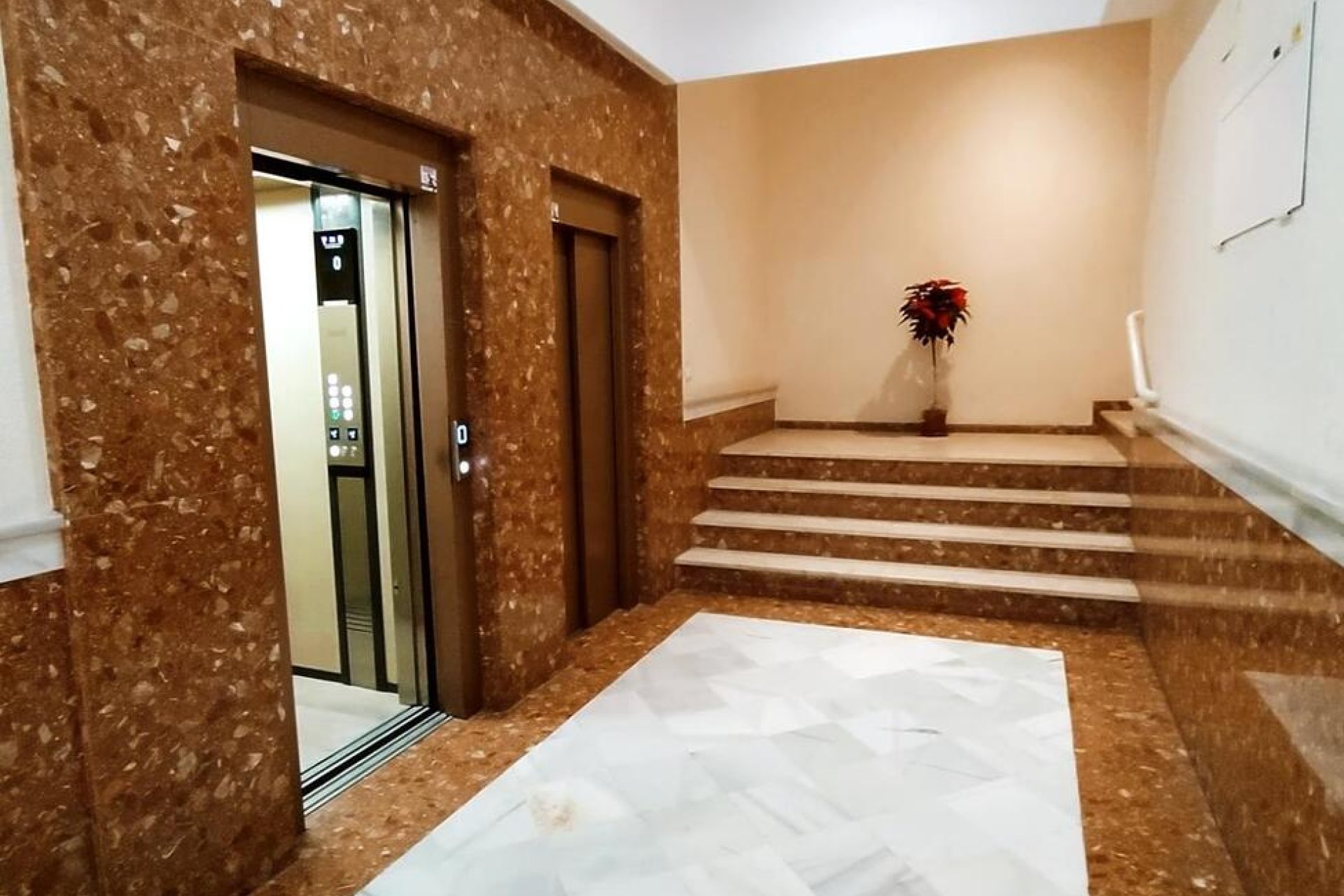 Revente - Apartment -
Torrevieja