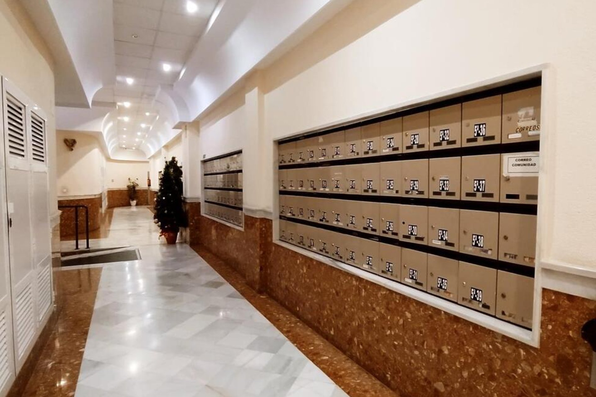 Revente - Apartment -
Torrevieja